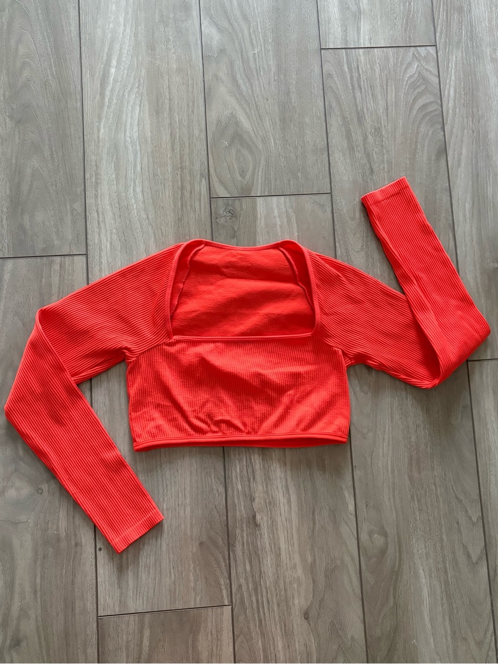 Amazon bright orange Ribbed long sleeve sporty top